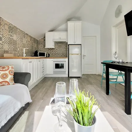 Miranda Penthouse Ai With Free Parking Apartment