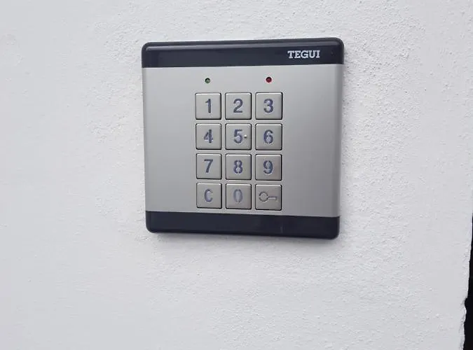 Daire Miranda Penthouse Ai With Free Parking *