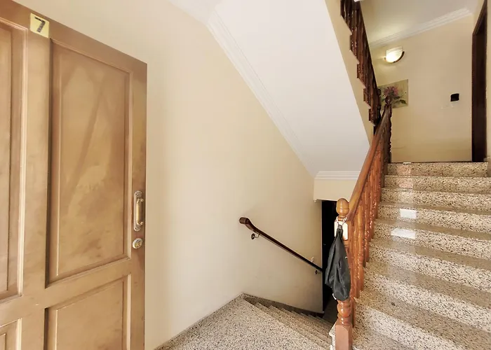 Miranda Penthouse Ai With Free Parking