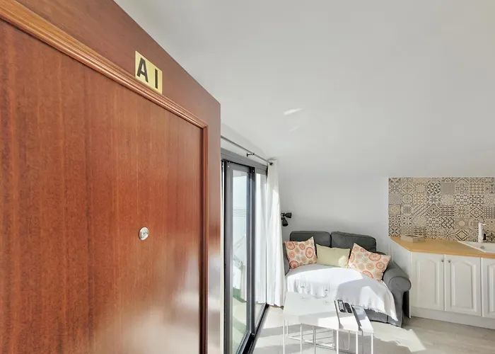 Lägenhet Miranda Penthouse Ai With Free Parking *